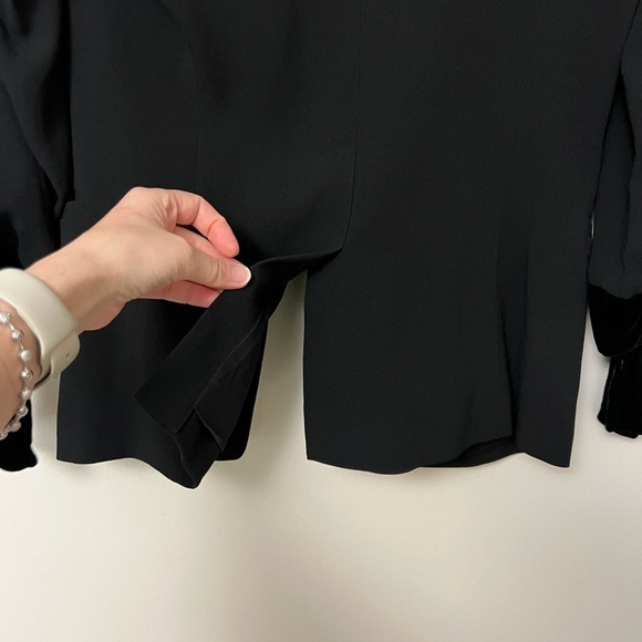 Club Monaco minimalist open front silk blend Black Blazer with Lapel Collar - Picture 4 of 10